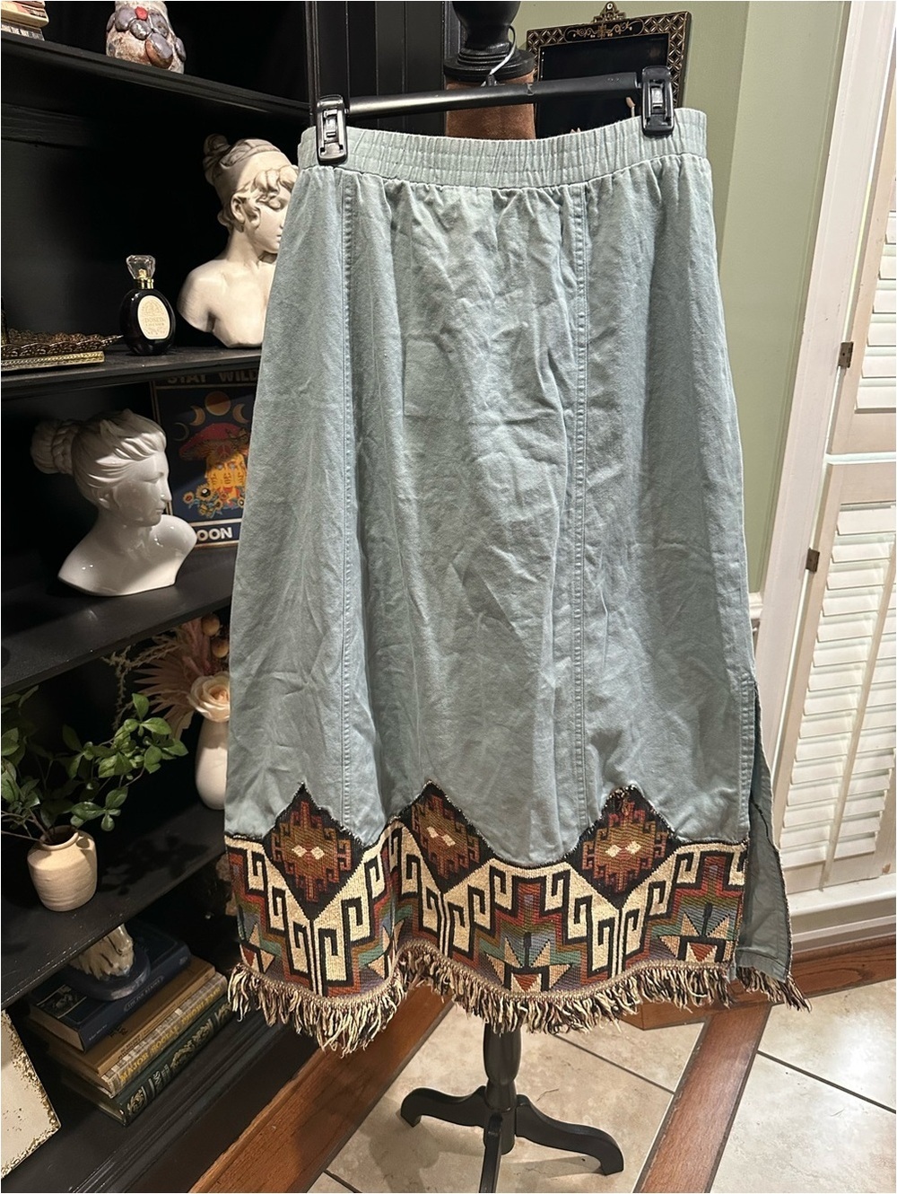 David Dart Denim Maxi Skirt – Woven Carpet‑Style Hem – Elastic Waist – Size XL